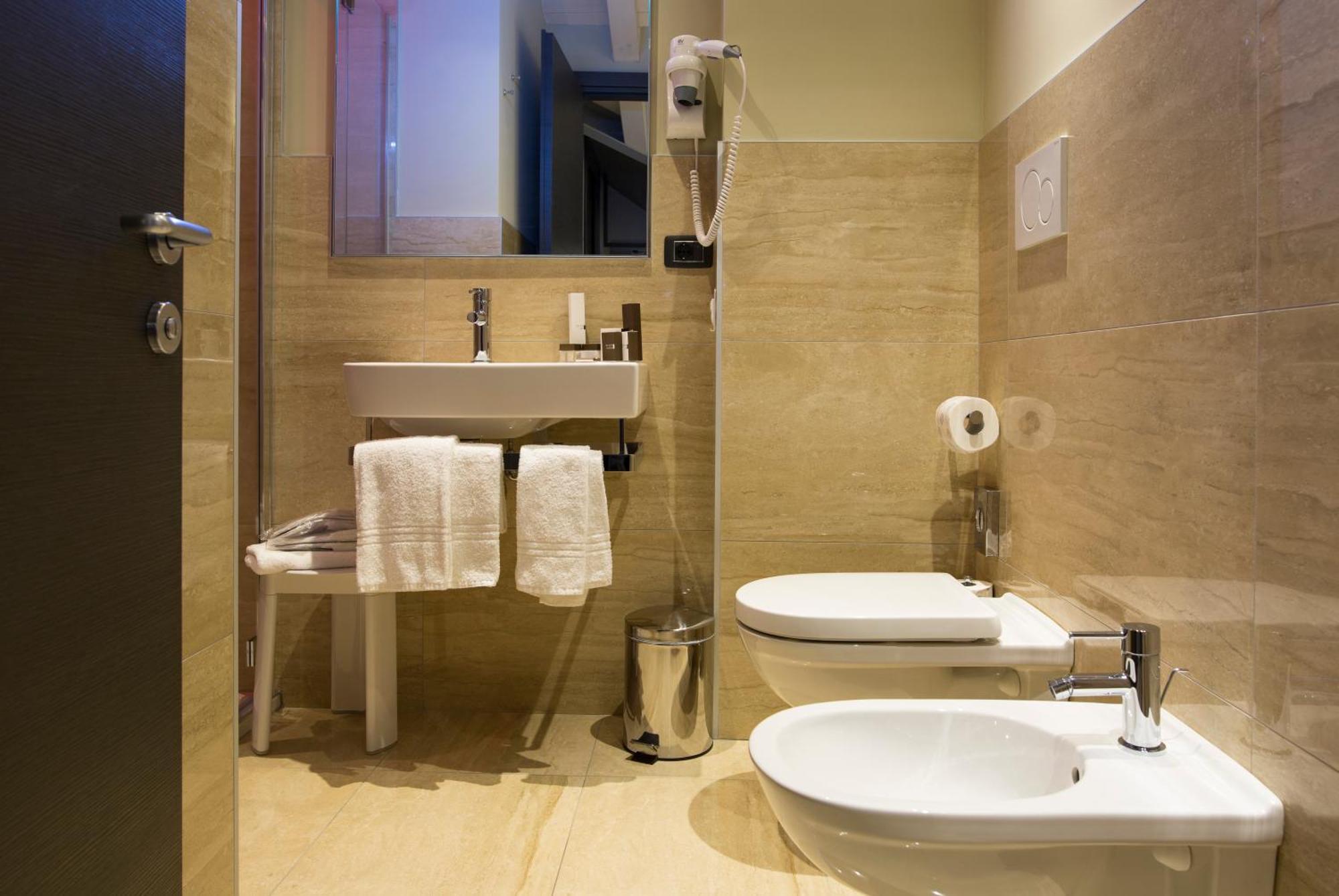 Exclusive Double or Twin Room